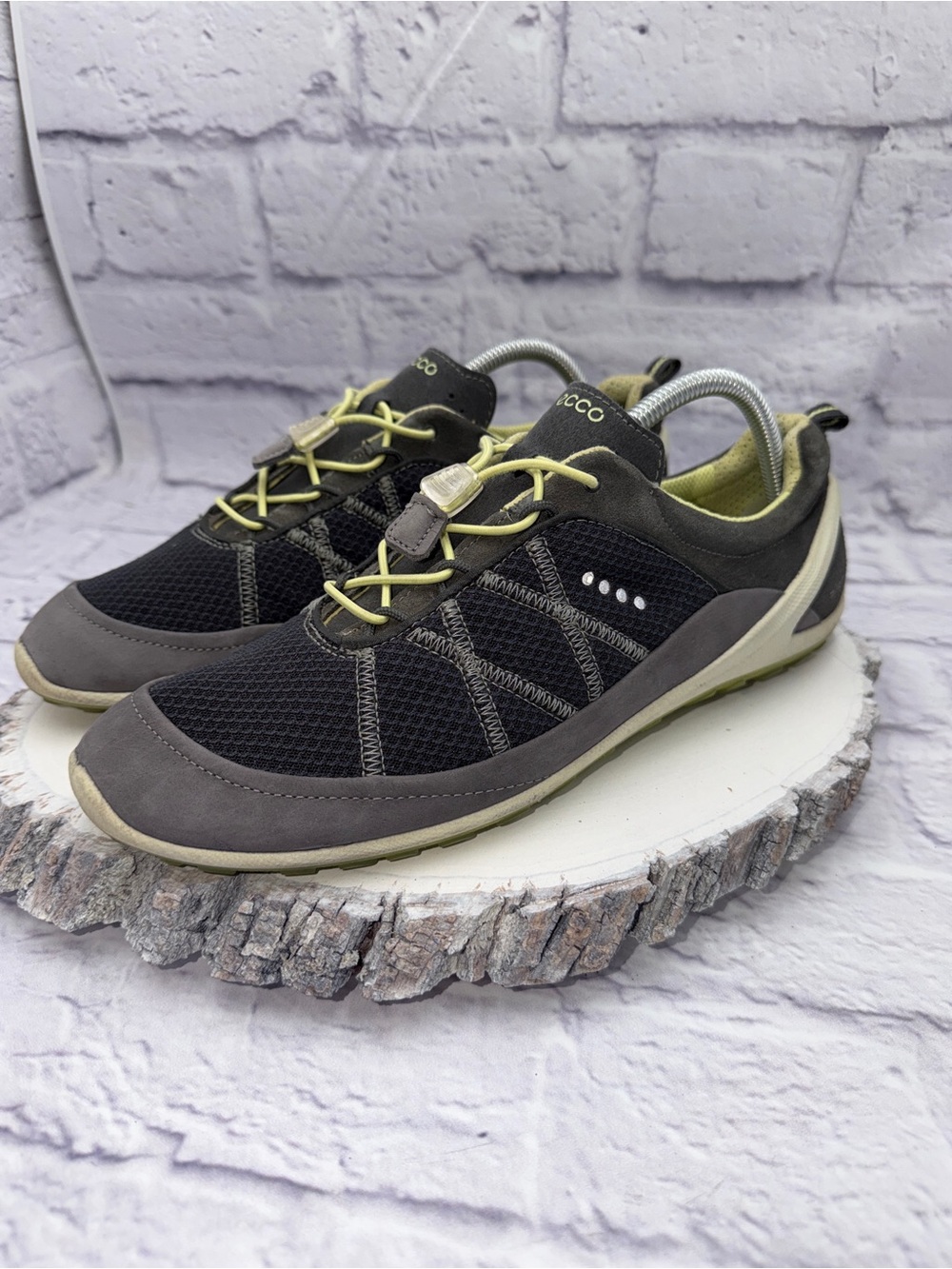 Ecco Womens Biom Natural Motion Gray Bungee Quick Lace Size EU 42 US 11